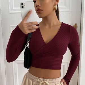 Women's T-Shirt Surplice Neck Crop Top Long Sleeve Ribbed Tee Burgundy Size XS